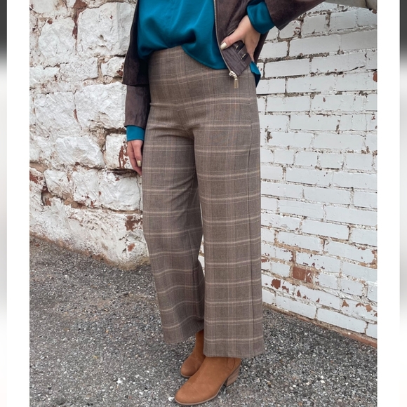 New Karen Kane Linz Shop Plaid Cropped Pants In Sandstone - Picture 2 of 9